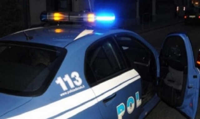 Augusta, spacca bicchieri in un bar e poi si impossessa di un coltello: denunciato