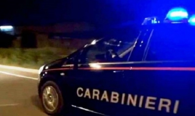 Spari in piazza a Francofonte, un uomo di 40 anni ferito da colpi di pistola