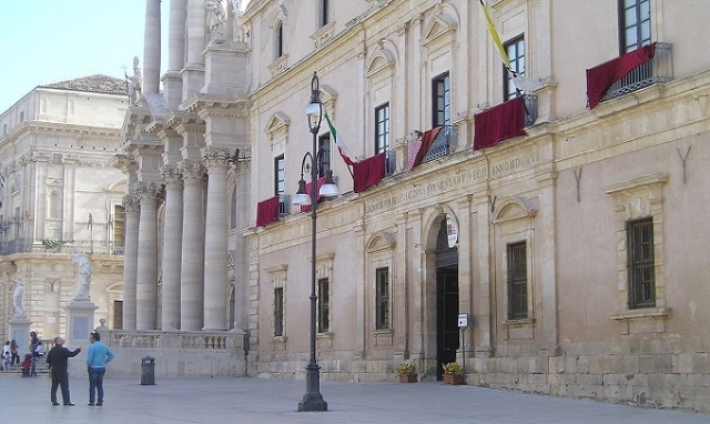 Siracusa, Francesco Lomanto nuovo arcivescovo: i messaggi di benvenuto