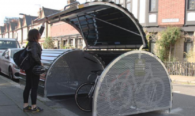 Siracusa, bike box per lasciare l bici in sicurezza: la proposta di Gradenigo