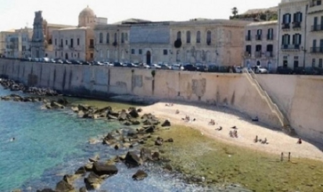 Siracusa, Cala rossa torna balneabile: i nuovi campionamenti danno il via libera