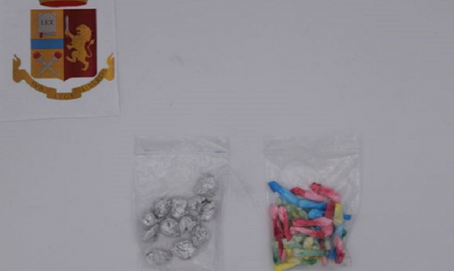 Siracusa, cocaina e marijuana in tasca: 31enne finisce ai domiciliari