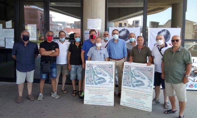 Priolo, amianto nella zona industriale: protesta a oltranza dei lavoratori "Stanchi ma determinati ad andare avanti"