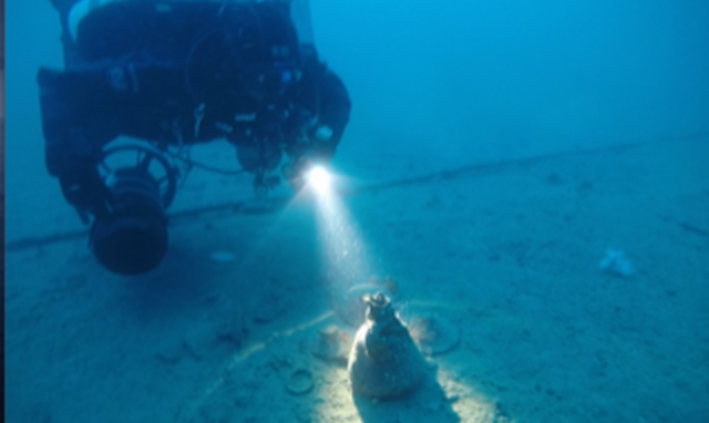 Siracusa, relitto di un'antica nave nei fondali di Ognina