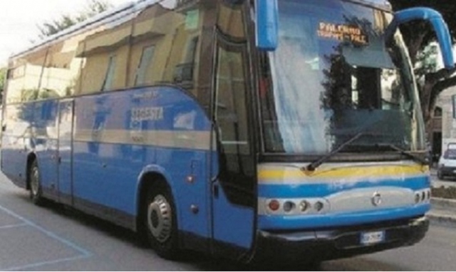 Viaggiatore positivo su bus Palermo-Trapani, allarme Asp