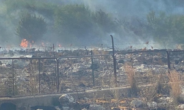 Svincolo Priolo sud, a fuoco le campagne lungo l'autostrada