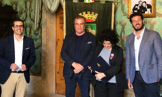 Siracusa, il sindaco Italia e l'assessore Granata incontrano la scrittrice Veronica Galletta