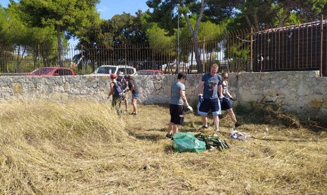 Siracusa, ripulito il parco della Neapolis: al lavoro l'associazione Rifiuti zero e i militari di Sigonella