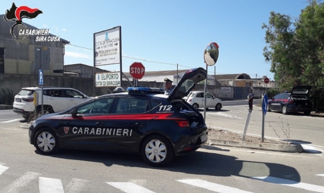 Siracusa, due denunciati e sanzioni per 3.400 euro