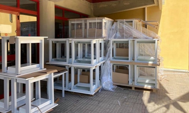 Siracusa, istituto Vittorini: arrivati i primi 150 banchi monoposto