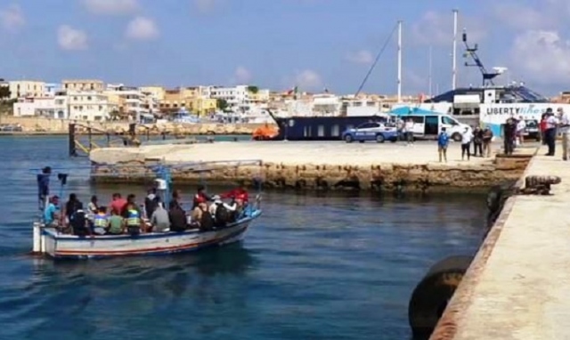 Lampedusa, 26 sbarchi in 24 ore: arrivati 11 barchini