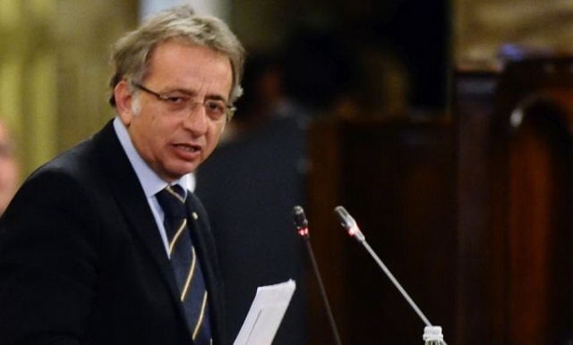 Vinclullo smentisce l'assessore Falcone: "Aggiudicati i lavori della Sp 32 e non 23"