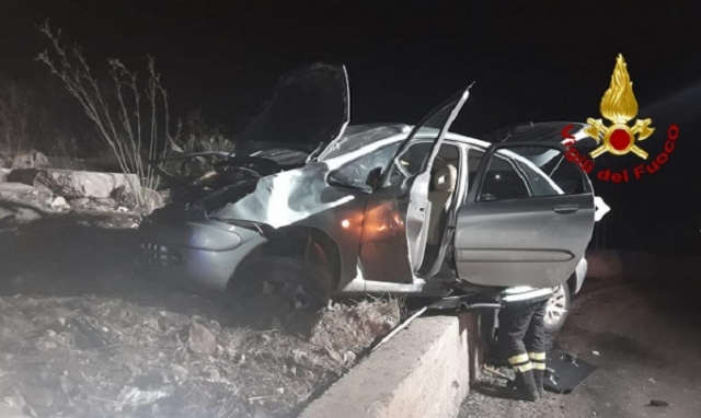 Incidente sulla Sp 6 Pachino -Portapalo, auto finisce fuori strada