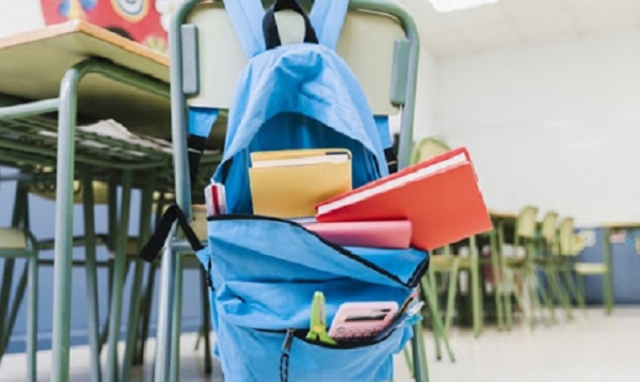 Kit scolastici per studenti svantaggiati di 3 scuole di Avola, Lentini e Francofonte