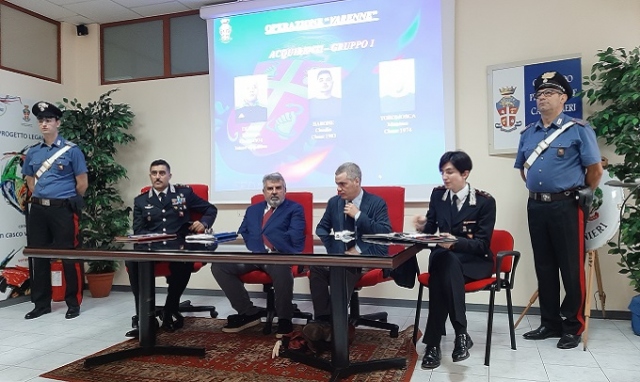 Siracusa, operazione "Varenne": 12 misure cautelari per spaccio di hashish, cocaina e marijuana