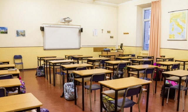 Siracusa, le aule del plesso via Tintoretto assegnate al Wojtyla