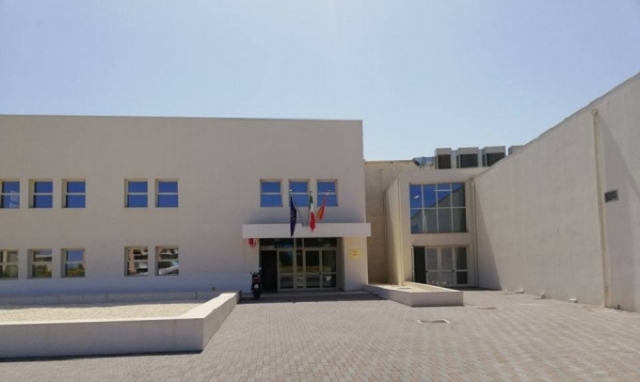 Siracusa, studente positivo all'Einaudi: sospesa l'attività didattica nella classe