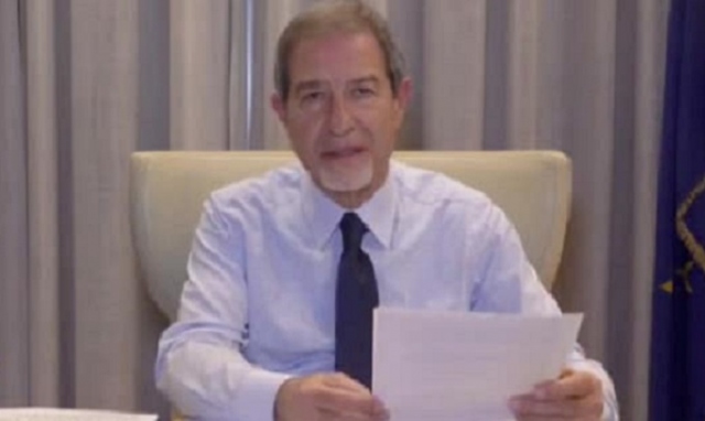 Covid, pronta l'ordinanza di Musumeci: didattica a distanza per le superiori e coprifuoco dalle 23 alle 5