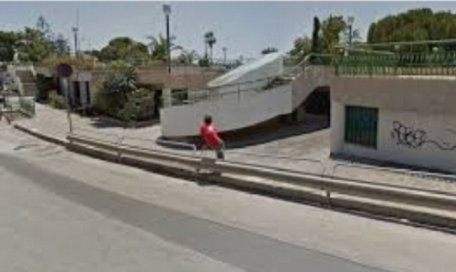 Siracusa, chiuso il parcheggio di Fontane Bianche: possibile distacco calcinacci