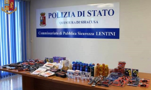 Lentini, merce rubata in casa di un romeno ai domiciliari: denunciato