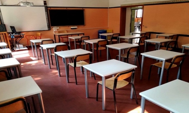 A Siracusa due scuole con alunni positivi, classi in quarantena