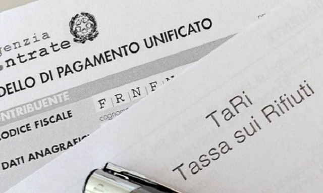 Siracusa, cancellate agevolazioni e riduzioni per la Tari: la denuncia di 5 ex consiglieri comunali