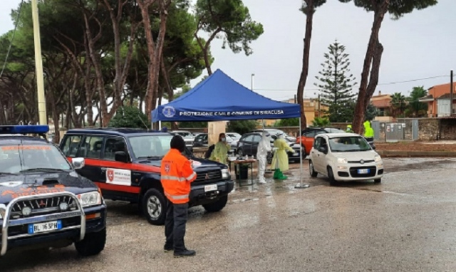 Screening al drive in anche per i Comuni sotto i 30.000 abitanti