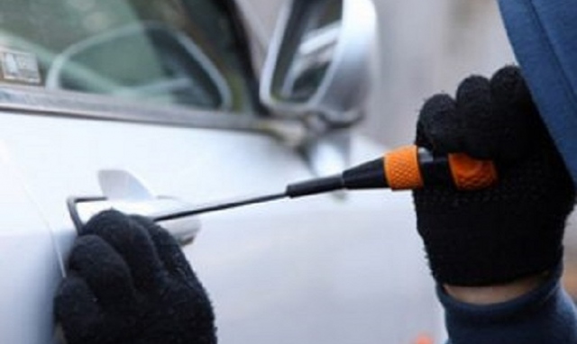 Siracusa, furti su auto compiuti da giugno a ottobre: arrestato 29enne