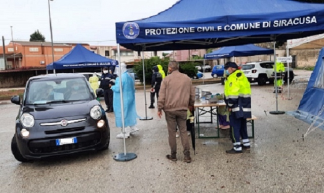Siracusa, screening sul covid: 1 solo positivo su 1.520 tamponi