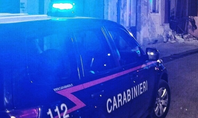 Augusta, maltratta gli anziani genitori: dal divieto di avvicinamento passa al carcere