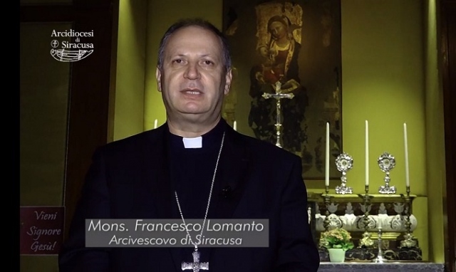 Natale, l'arcivescovo di Siracusa, Mons. Lomanto: "Reagiamo con fede, riscoprendo la nostra umanità". VIDEO