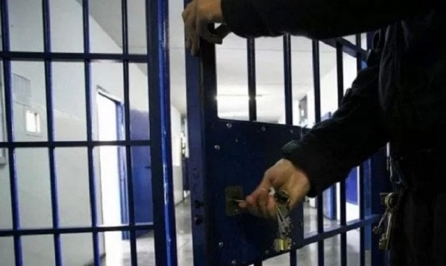 Siracusa, evade ripetutamente i domiciliari: 35enne finisce in carcere