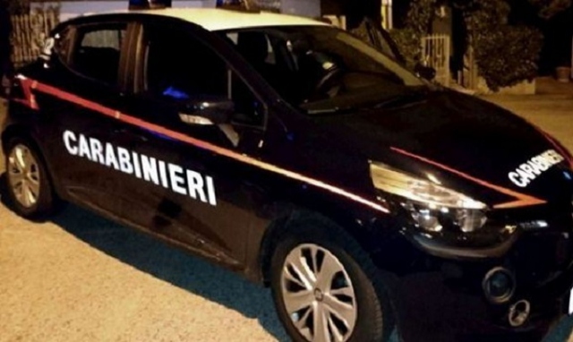 Nel Catanese, sgominati due gruppi di spaccio: 15 arresti