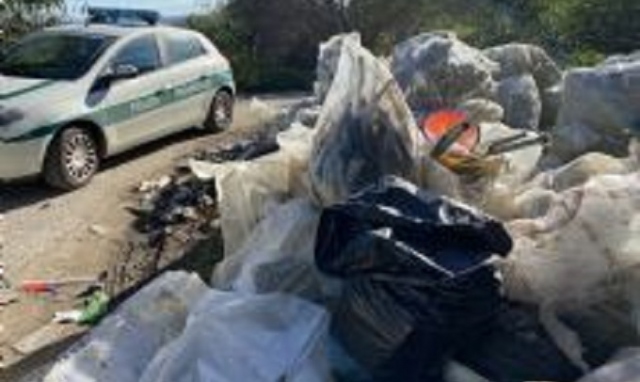 Siracusa, raccolta e smaltimento abusivo di rifiuti speciali: 3 denunciati