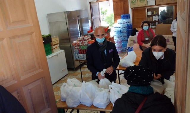 Siracusa, pasti natalizi per i meno fortunati alle Chiese di San Paolo e del Pantheon