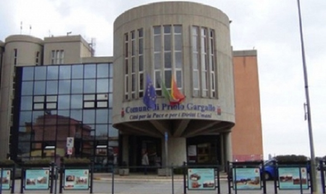 Priolo, in via di fomazione 2 elenchi per incarichi diretti: operatori economici e professionisti