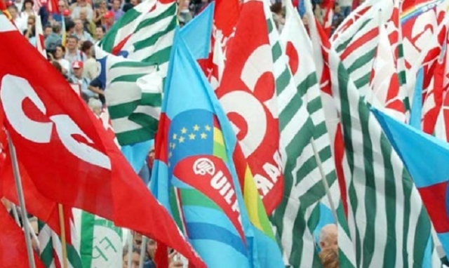 Siracusa, sciopero dei dipendenti pubblici: sit in davanti la prefettura