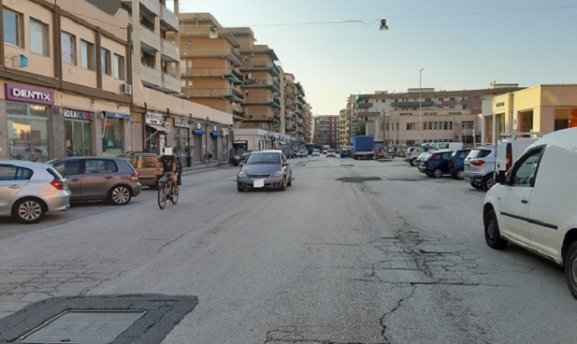 Da domani, 28 dicembre, si torna in zona arancione: ecco le regole su negozi aperti e spostamenti