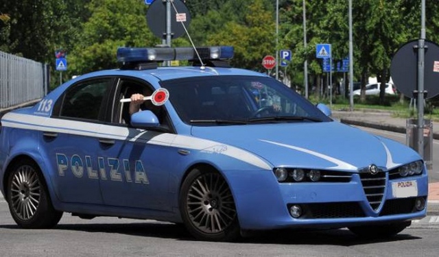 Siracusa, scooter non si ferma all'alt: denunciato 15enne