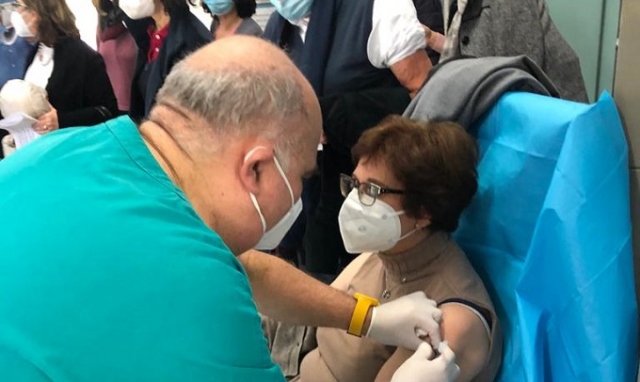 iracusa, il direttore di Malattie Infettive, Antonella Franco: "Sono positiva al covid, ma rifarei i vaccino e farò il richiamo"