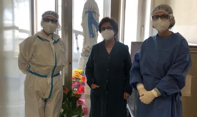 Siracusa, guarita dal covid la dottoressa Franco: dimessa dall'ospedale