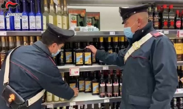 Melilli, furto di alcolici da un supermercato: arrestato 25enne