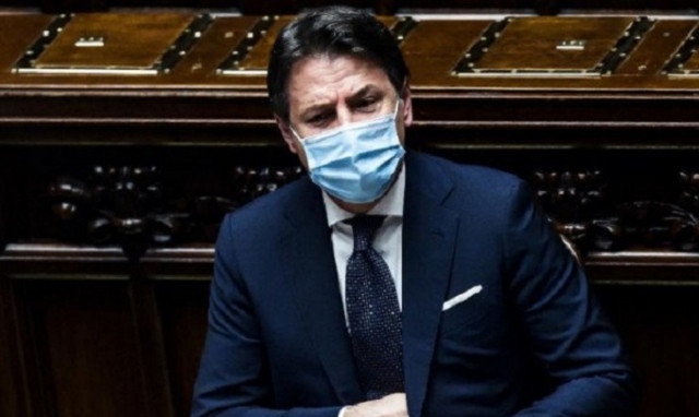 Crisi di governo, Conte lunedì alla Camera per chiarimento politico