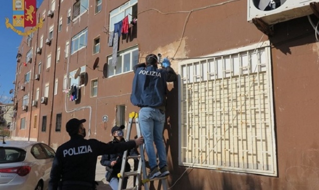 Siracusa, supermarket della droga a Mazzarrona: rimosso sistema di videosorveglianza