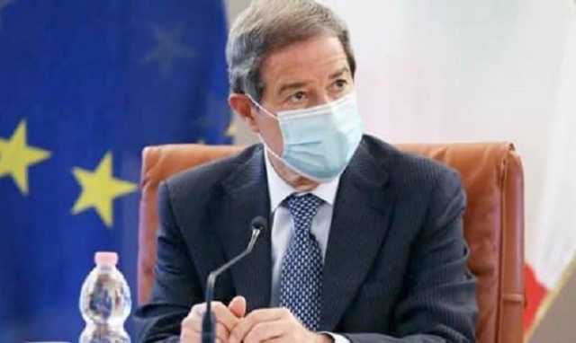 Da lunedì Sicilia in zona arancione, la richiesta del governo regionale: "Preoccupati per la curva dei contagi"