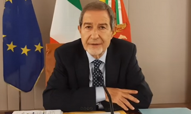 Aumento contagi in Sicilia, attese per oggi le decisioni su restrizioni e scuola. Musumeci: "Dobbiano correre ai ripari"