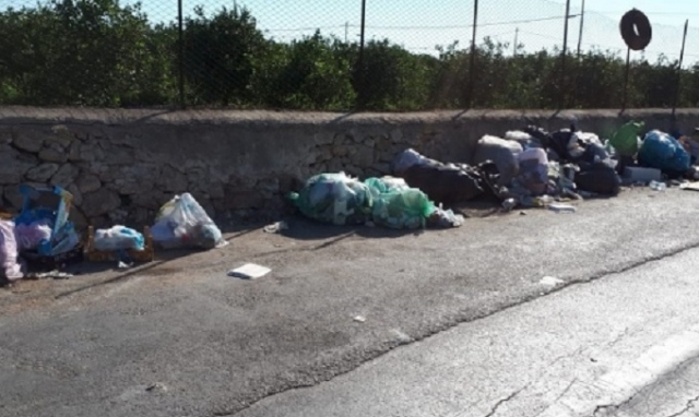 Siracusa, abbandono rifiuti: in arrivo altri 2 kit di telecamere “E-Killer”
