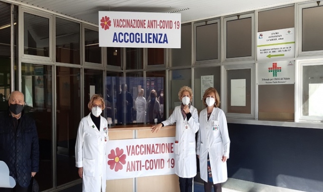 Siracusa, avviata la vaccinazione per gli over 80