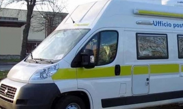 Sortino, Ufficio postale mobile nel cortile del Comune