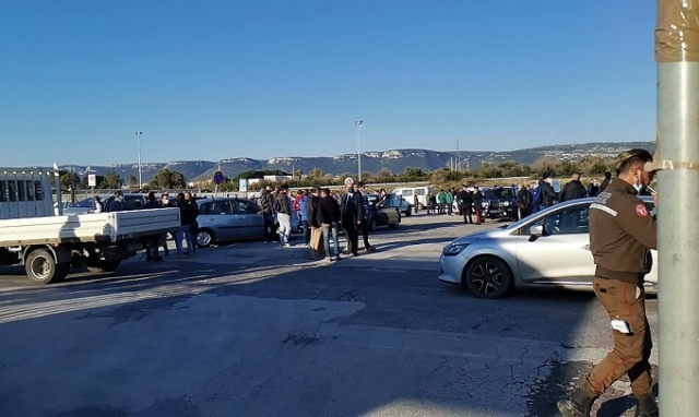 Vertenza Bng: sale di tono la protesta con presidi a oltranza e blocchi in tutte e 4 le portinerie